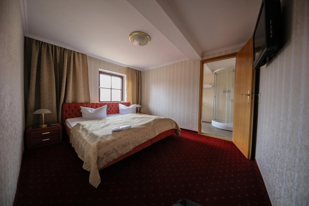 Hotel Zur Traube Freyburg Exteriér fotografie